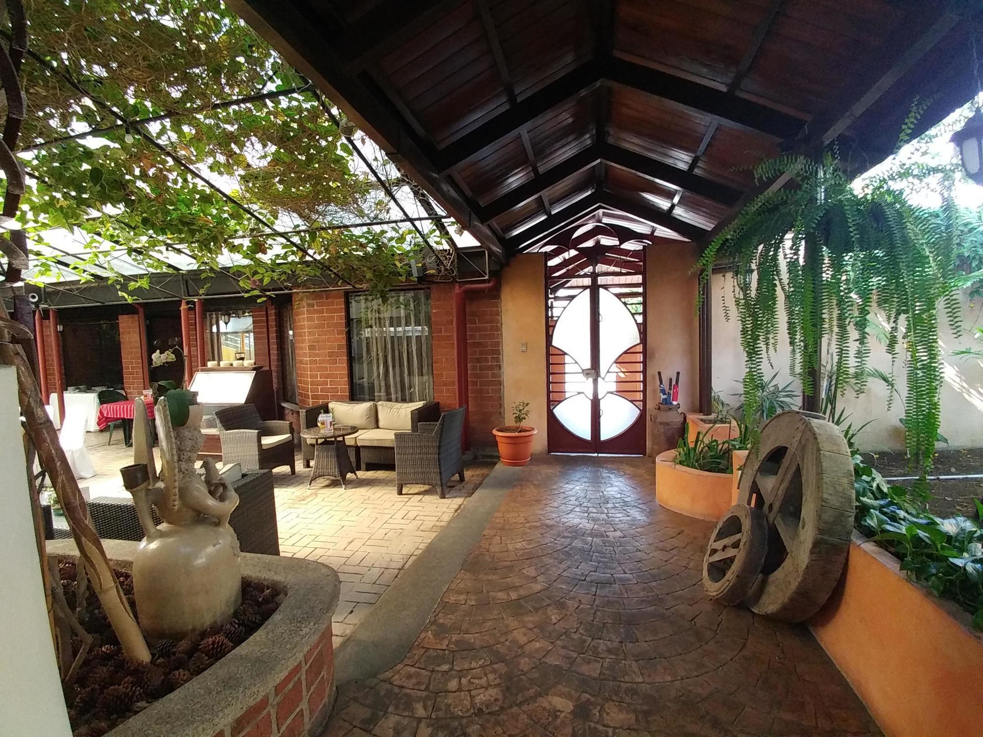 Hotel Ciudad Vieja Guatemala City Ngoại thất bức ảnh