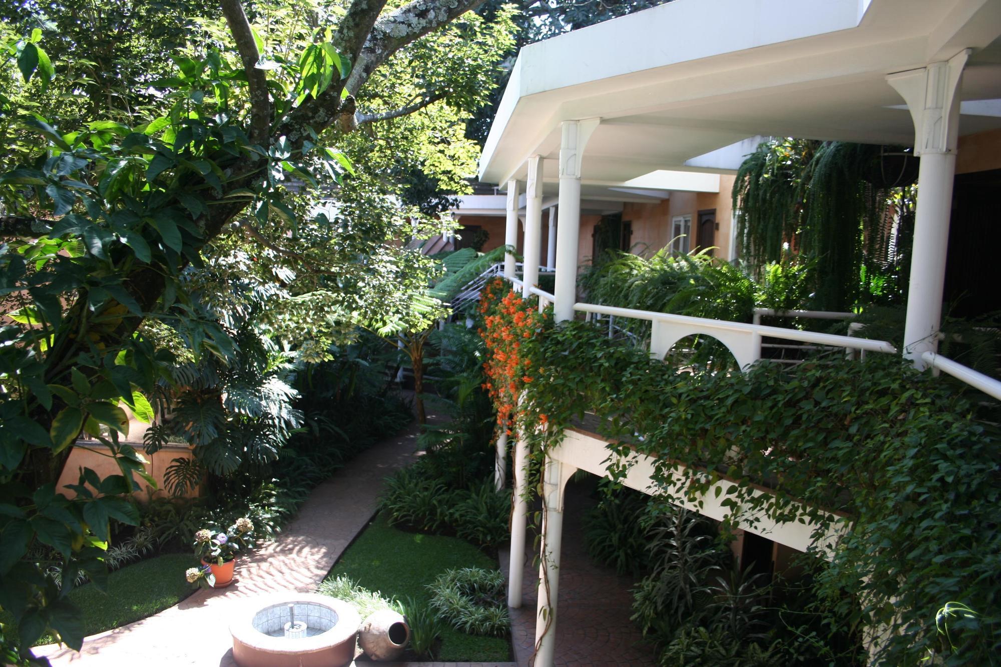 Hotel Ciudad Vieja Guatemala City Ngoại thất bức ảnh