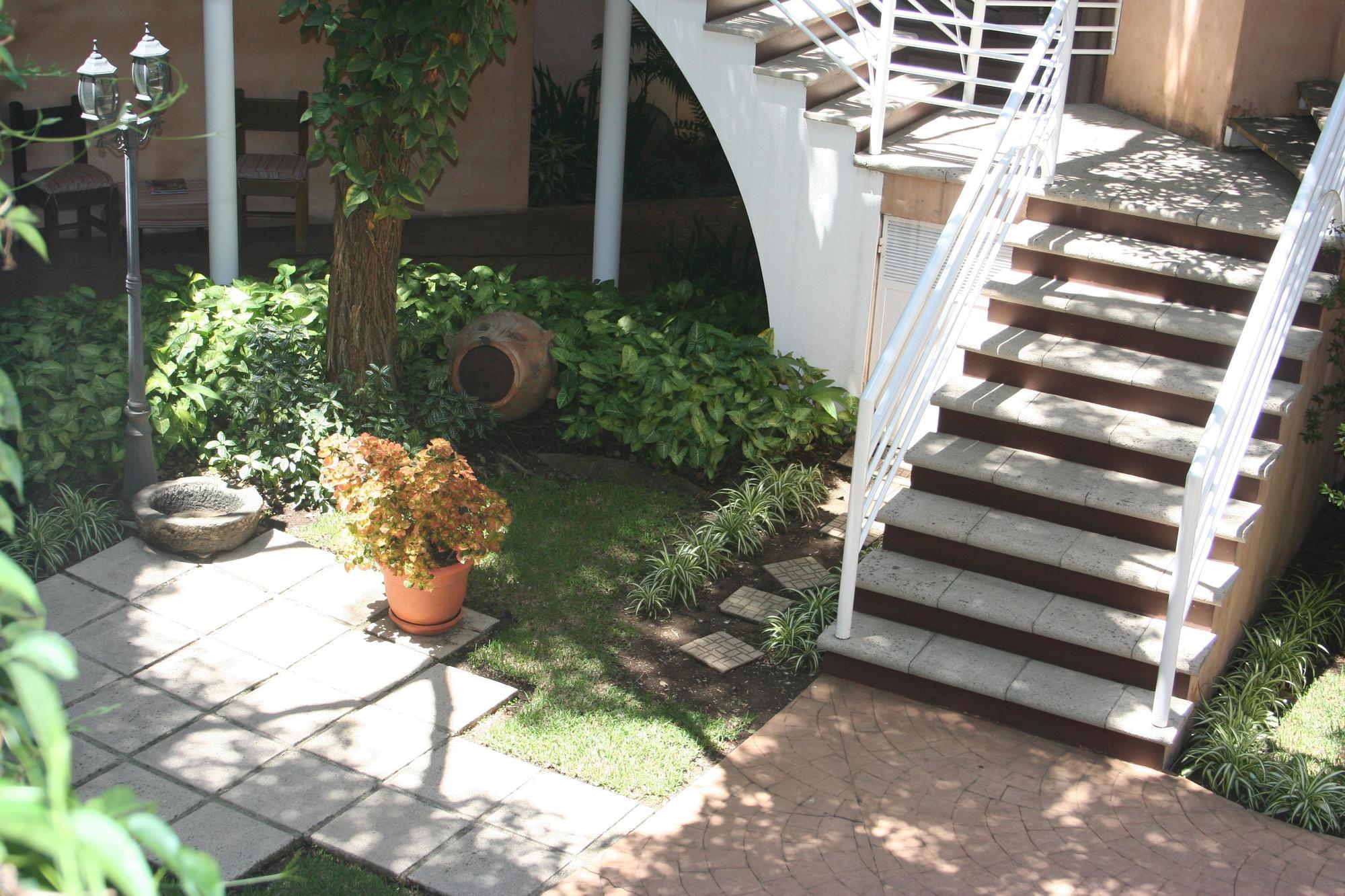 Hotel Ciudad Vieja Guatemala City Ngoại thất bức ảnh