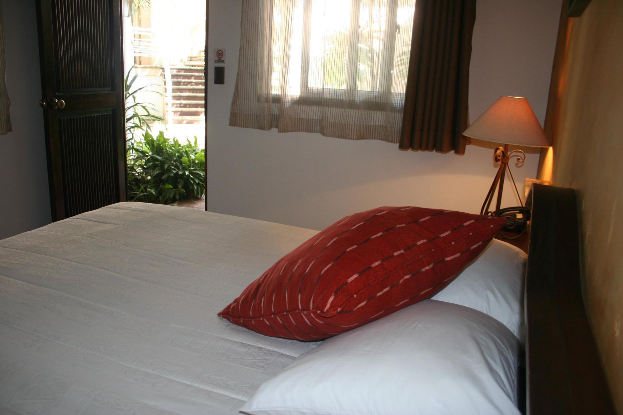 Hotel Ciudad Vieja Guatemala City Ngoại thất bức ảnh